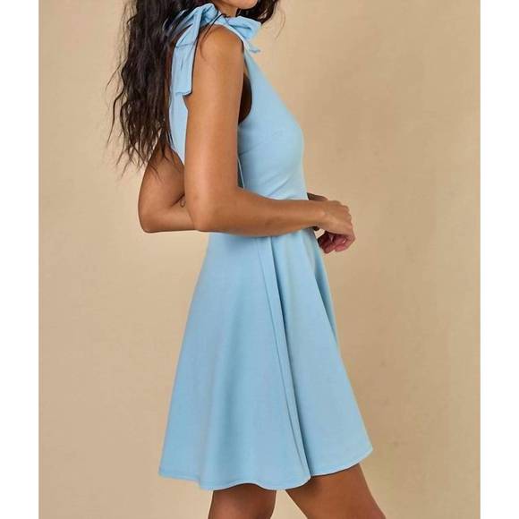 NEW BLUE BLUSH front row dress in light blue - Picture 4 of 6